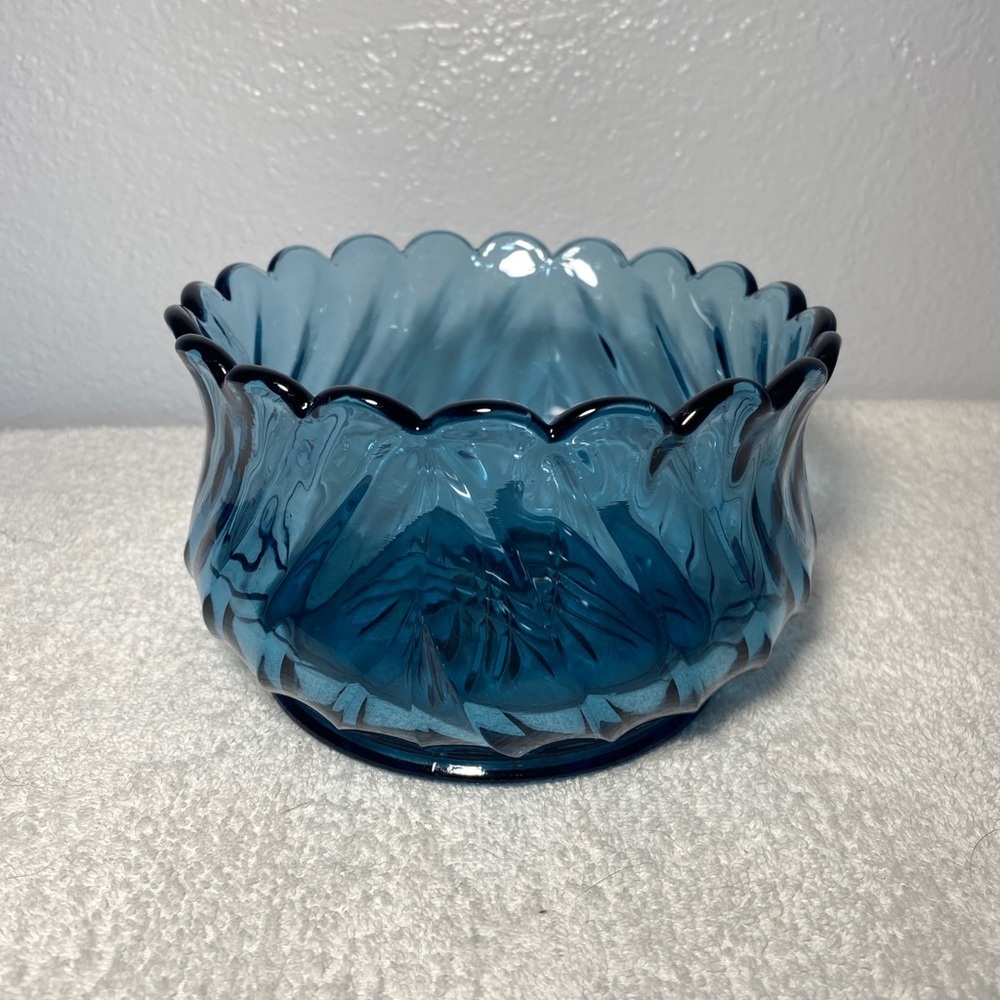 Vintage Tiara by Indiana Glass Serving Bowl